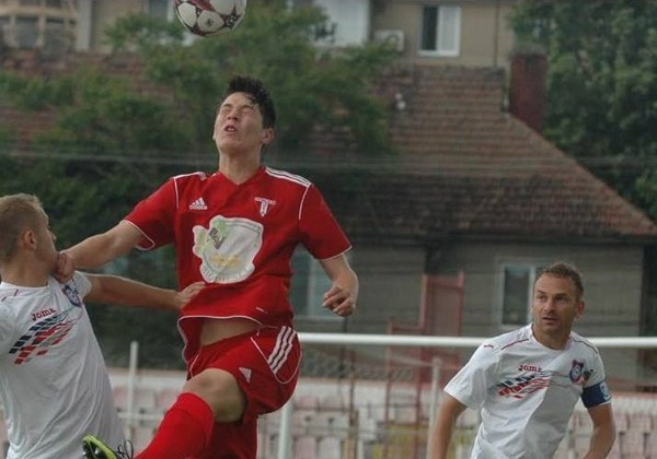 Trabalka dă piept cu doi foști colegi de la FC Bihor la barajul de promovare în Liga 3-a: „Nu ne e teamă de ei, dar trebuie să fim foarte concentrați”
