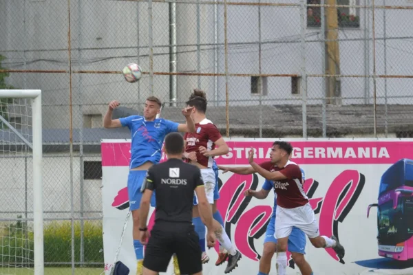 Prima manșă a semifinalei barajului de promovare în Liga a 2-a, ora 18: Șoimii Lipova – CSM Deva 0-1